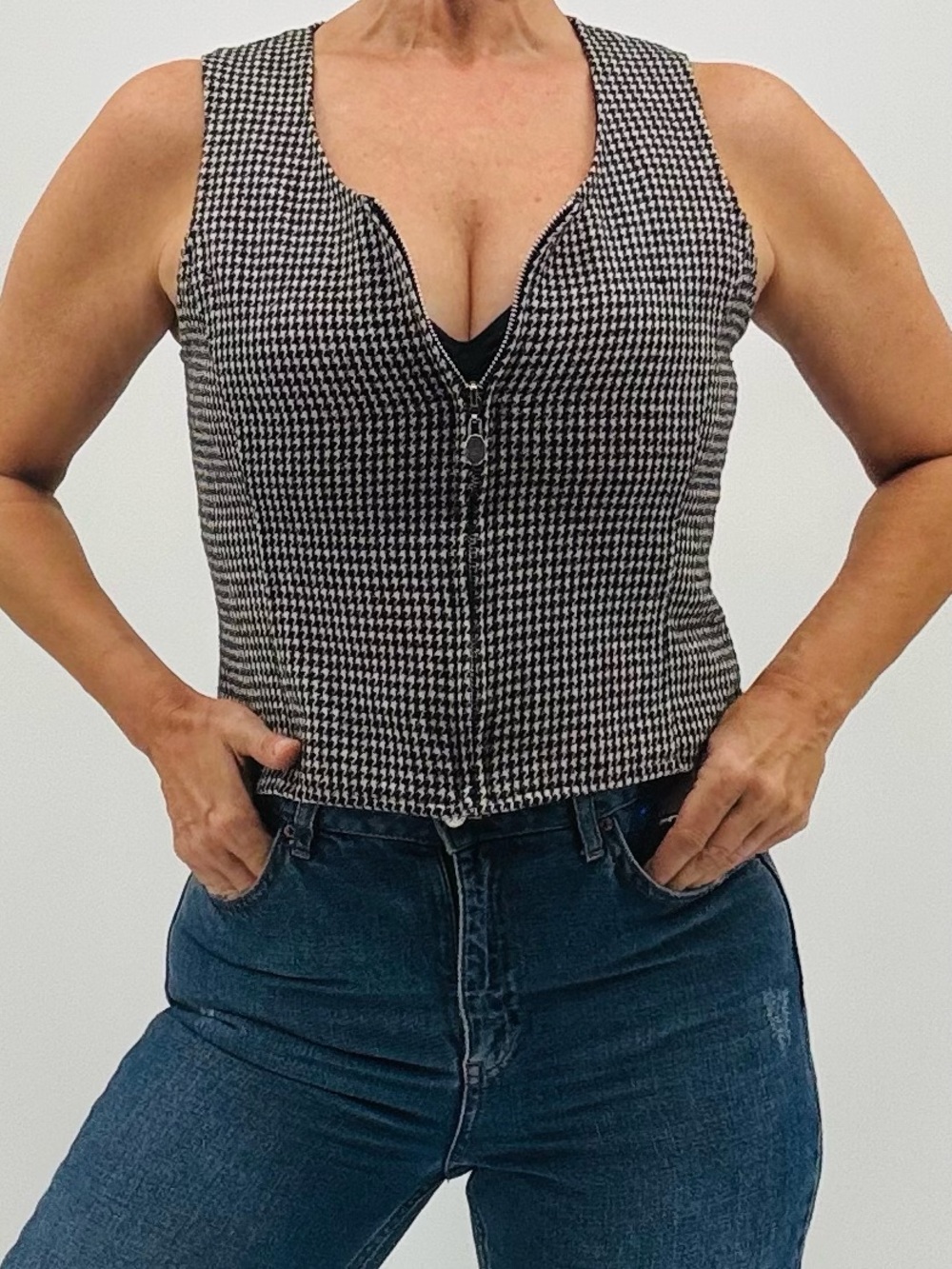 Vintage Y2K Preppy Twee Americana Houndstooth Wool Zipper Cardigan Sweater Vest